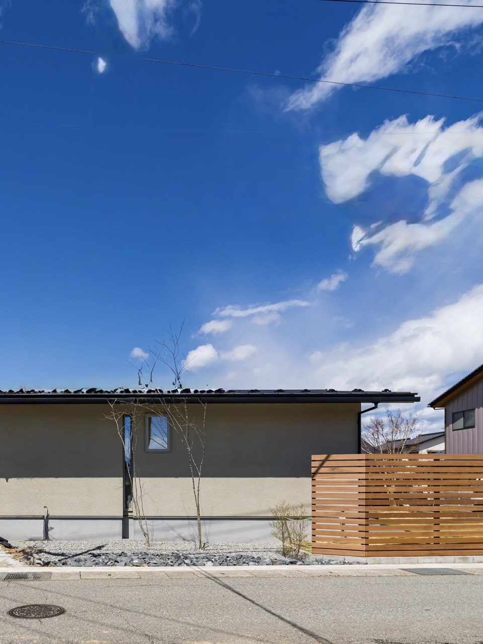 シンプルグレーな家